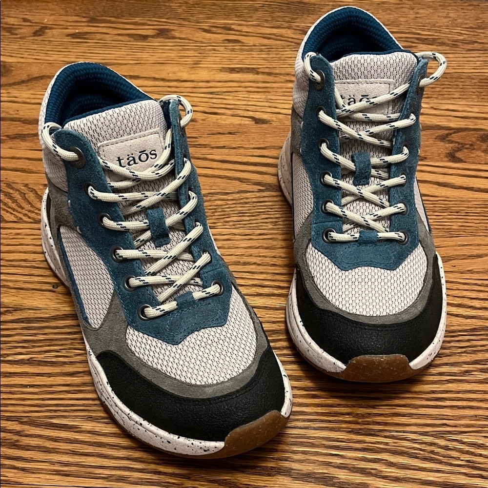 Taos Outdoor Sneaker Shoes